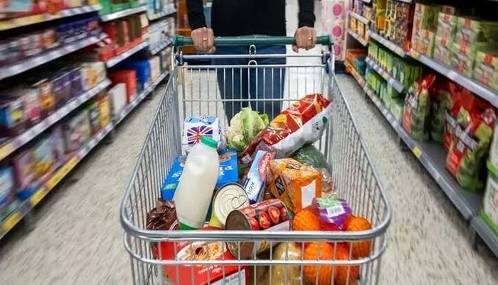 اطلاعیه شماره ۲ هلال احمر؛ آب، غذای خشک و دارو در دسترس بگذارید