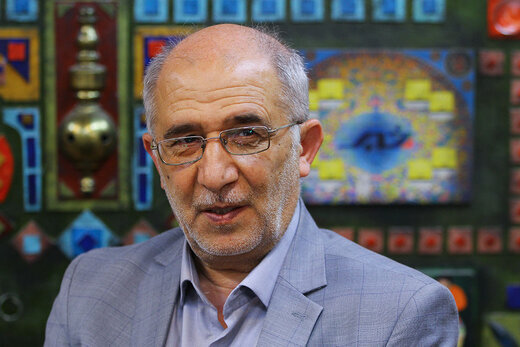 حسین علایی: ترامپ می خواهد با گسیل نیرو، برخی جزایر را تصرف کند