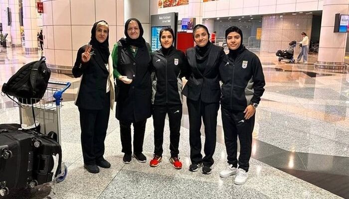 بازگشت دختران فوتبالیست به آغوش میهن