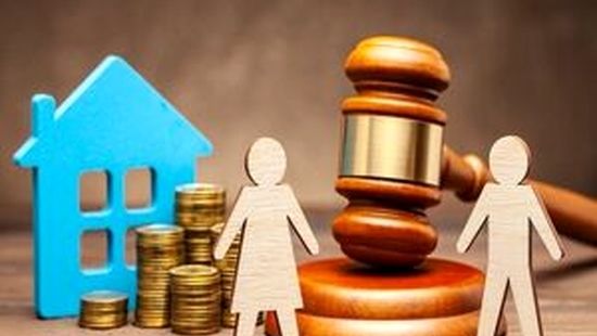 نفقه زوجه مجنون ناشزه به عهده کیست؟
