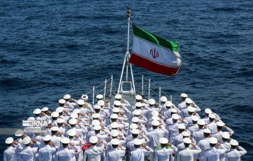 ببینید | رژه ملوانان ناو دنا که مهمان هندوستان بودند