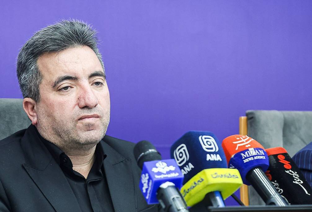 بابایی: خدمات‌رسانی رسمی کارگزاری‌ها تا یک ماه آینده آغاز می‌شود