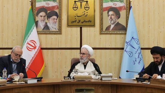 دادستان کل کشور: علاوه بر رضا پهلوی برای ۳۰۰ نفر از عوامل شبکه‌های معاند، کیفرخواست صادر شده است