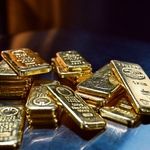 طلای جهانی ترمز کرد