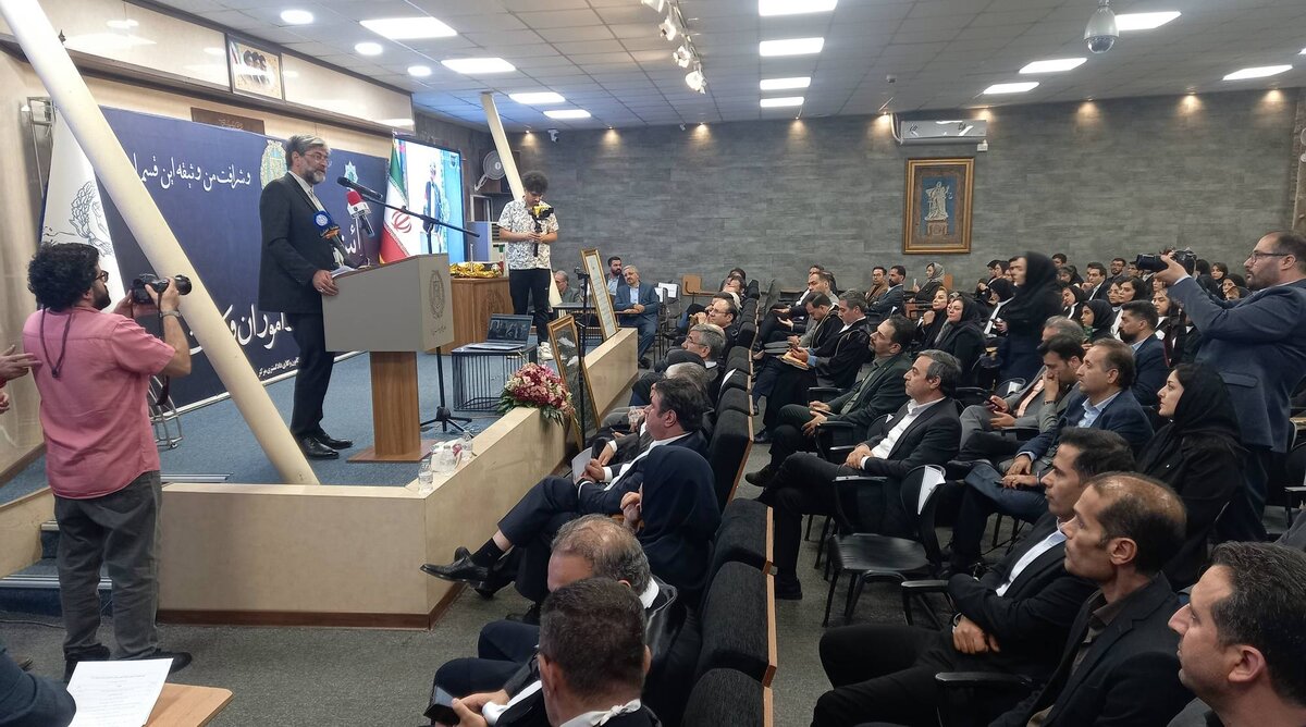 رئیس کل دادگستری استان تهران: وکالت اجباری را دنبال کنید/ منتقد قانون تسهیل هستیم