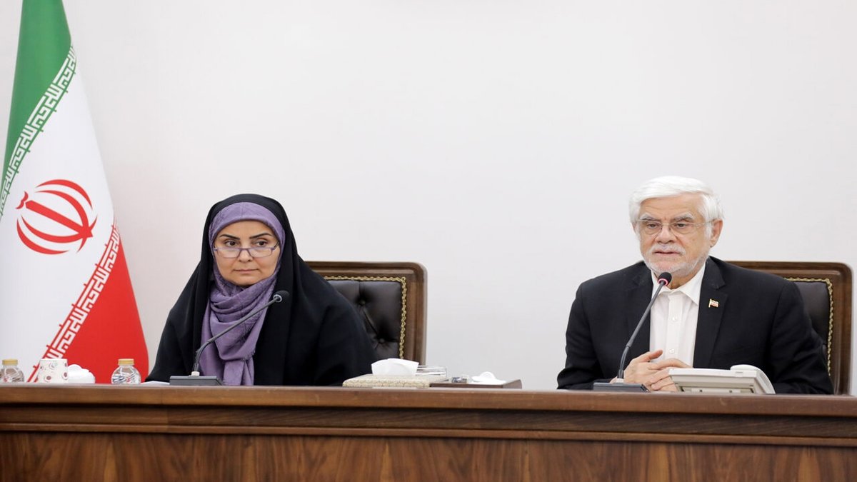 انتقاد معاون اول رئیس جمهور از بوروکراسی زائد در مرزها