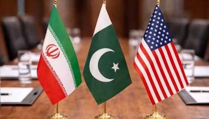 مذکرات با آمریکایی‌ها مستقیم و پشت یک میز است؟