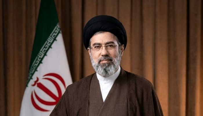 رهبر انقلاب: فصل نوین خلیج فارس و تنگه هرمز در حال رقم خوردن است