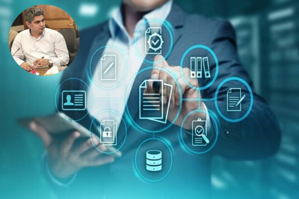 معماران نامرئی افکار عمومی/ رازهای فتح قلب‌ها و ذهن‌ها در جهان رسانه‌زده امروز