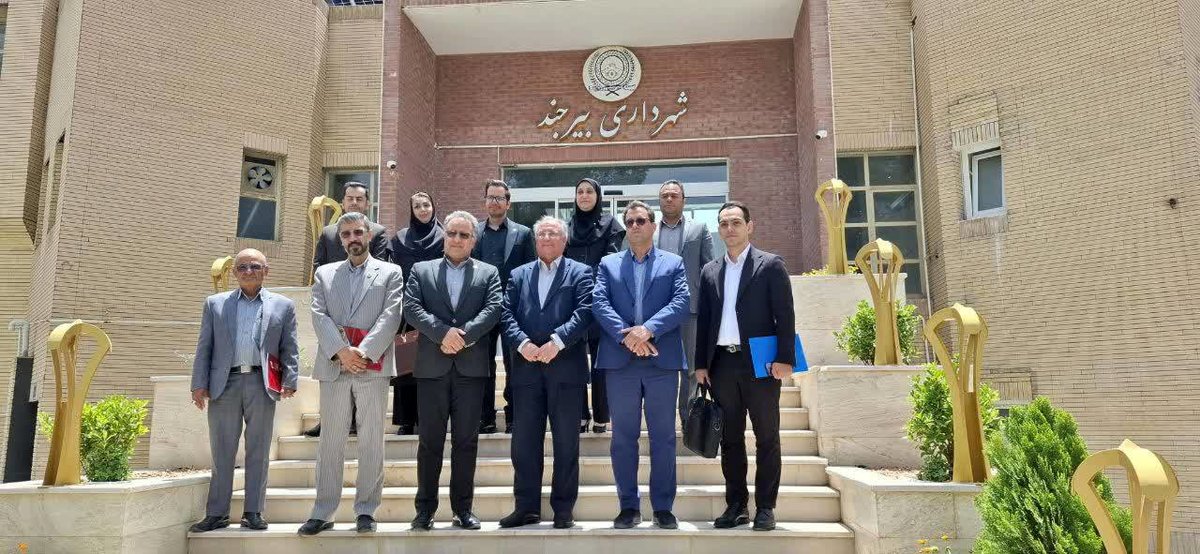 رییس کانون وکلای خراسان جنوبی: از توان علمی وکلا در پیشبرد اهداف مدیریت شهری به‌کار گرفته شود
