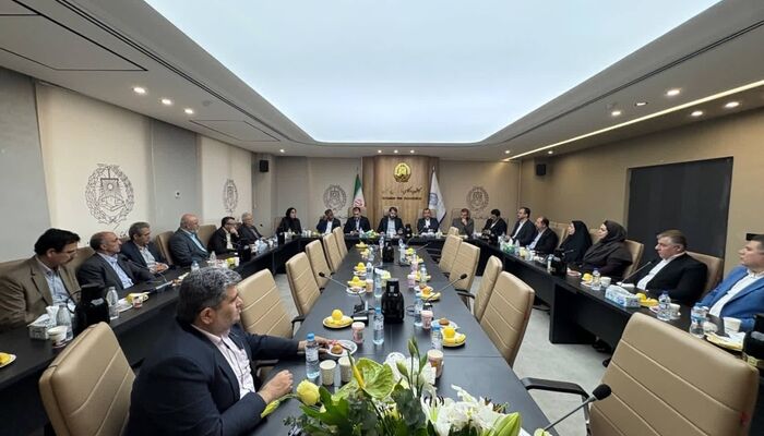 نخستین نشست هم‌اندیشی روسا و اعضای هیات مدیره نهادهای حقوقی استان گلستان با حضور مسئولان ارشد قضایی برگزار شد
