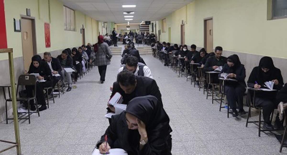 کانون وکلای خراسان به علت سه بار مردودی در اختبار، پروانه تعدادی از کارآموزان را باطل کرد. 