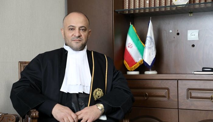 نقش وکلای دادگستری اقتضا دارد مدام با مردم صحبت کنند و آموزش دهند
