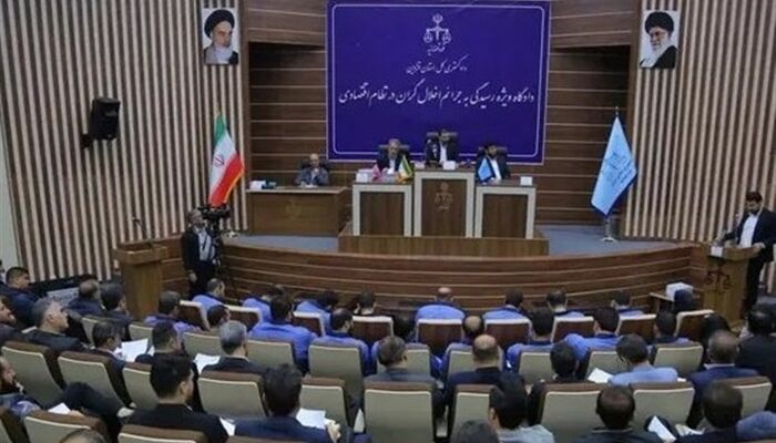 دعوت دادستان قزوین از سرمایه‌گذاران برای شرکت در مزایده کارخانه رضایت خودرو طراوت نوین
