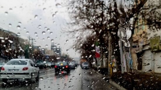 رگبار باران در مناطق شمال‌غرب و جنوب‌شرق کشور؛ دریاها تا چهارشنبه مواج خواهند بود
