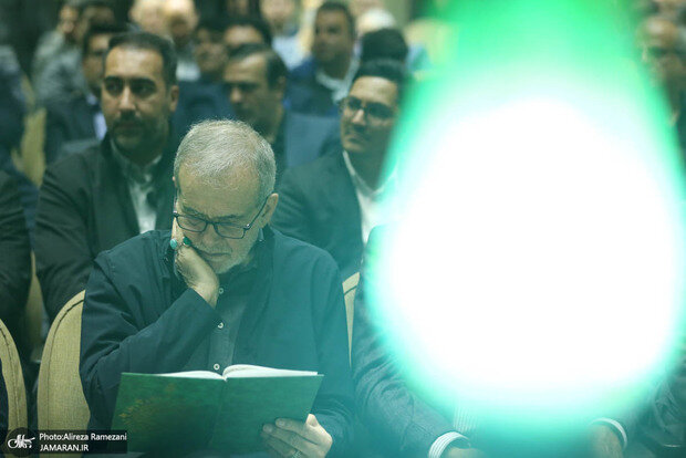 معاون رئیس‌جمهور: یک خط رسانه‌ای به تخریب گسترده ‎رئیس‌جمهور می‌پردازد