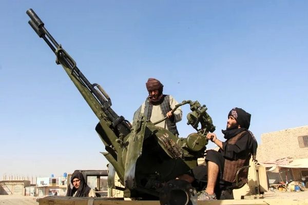 تبادل آتش میان پاکستان و طالبان