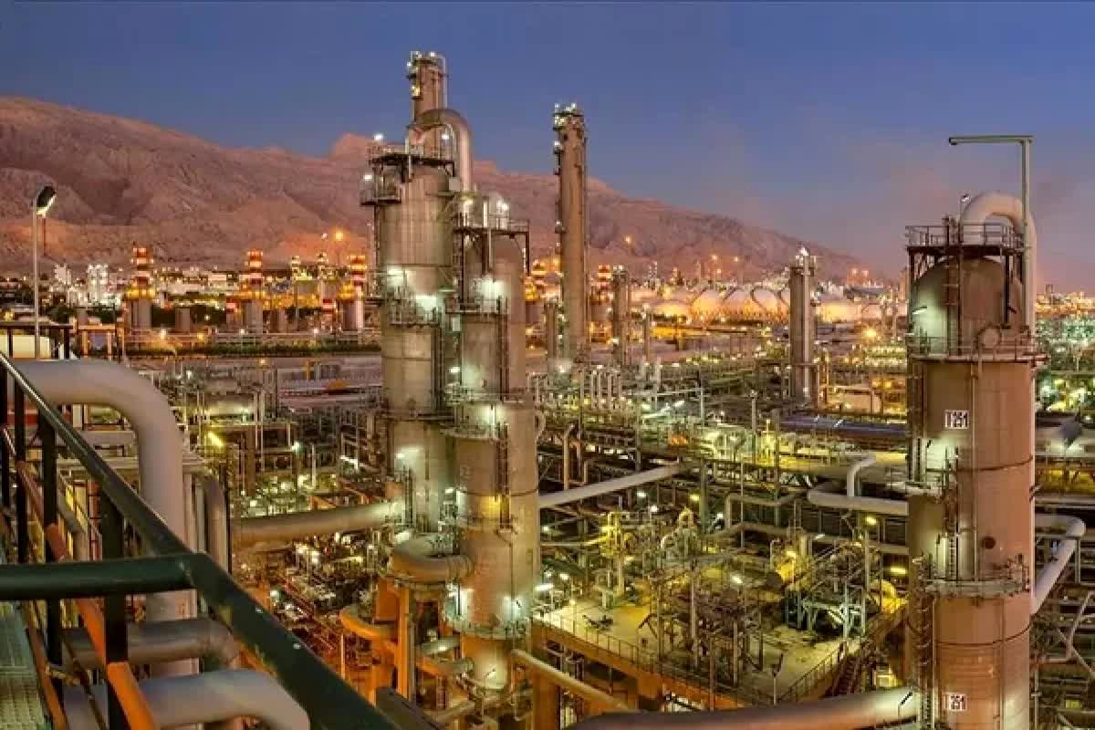 دولت با خصوصی‌سازی پالایشگاه‌های فجر جم و پارسیان مخالفت کرد