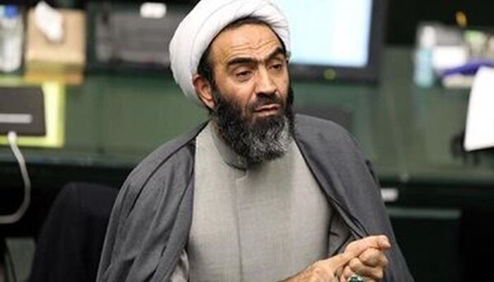 حمله روزنامه جمهوری اسلامی به تندروهای ضدمذاکره
