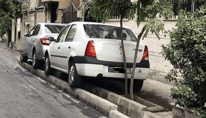 با خودروهای مزاحم جلوی منزل چه کنیم؟