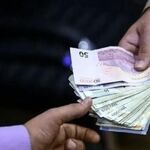 تصمیم دولت برای کوتاه‌کردن دست پیمانکاران از حقوق کارکنان شرکتی