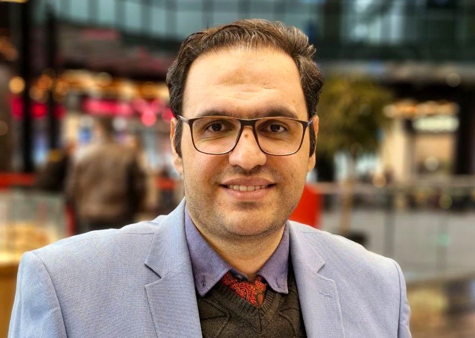 وکیل، ماشین و حقیقت؛ تأملی در مسئولیت حرفه‌ای در عصر هوش مصنوعی با نگاهی به آرای دادگاه‌های آمریکا و کانادا