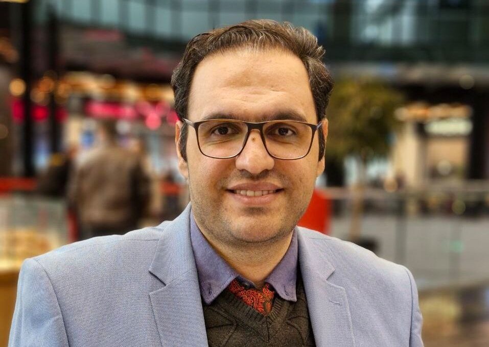 وکیل، ماشین و حقیقت؛ تأملی در مسئولیت حرفه‌ای در عصر هوش مصنوعی با نگاهی به آرای دادگاه‌های آمریکا و کانادا
