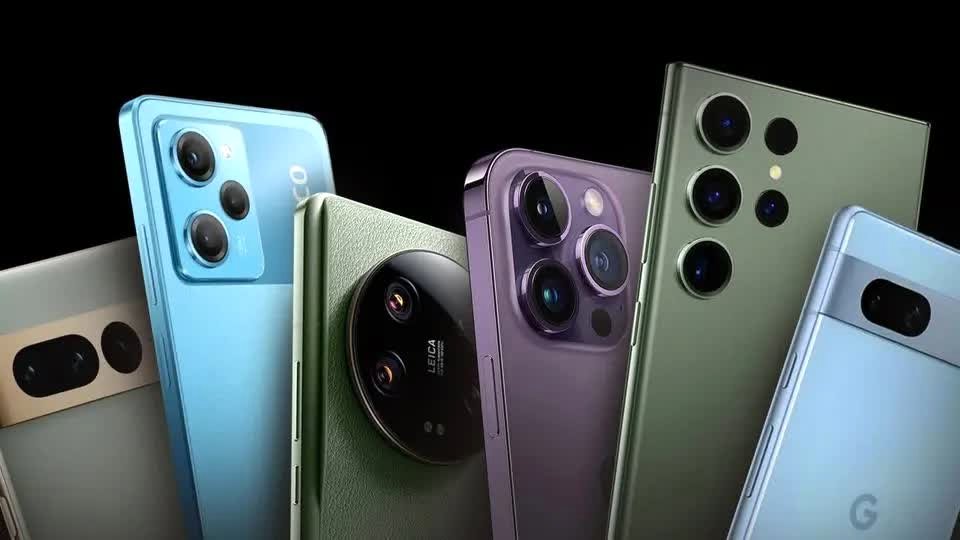 گردنه گمرک: باید یک سوم پول گوشی‌های 140 میلیونی به بالا را تعرفه بدهید!