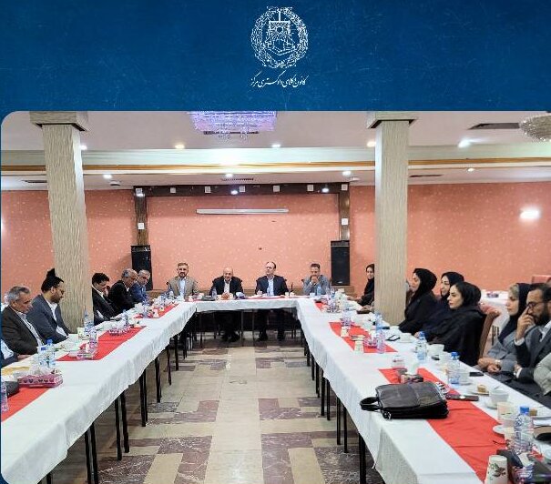 انتقاد شدید وکلای سیستان و بلوچستان از غیبت وکلا و عدم برگزاری انتخابات کانون استان