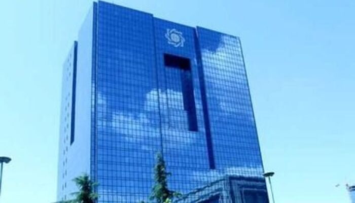 بانک مرکزی: ضمن تامین مالی دولت، آثار تورم را به حداقل می‌رسانیم