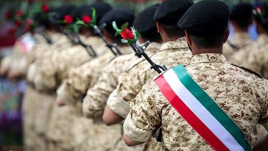 شهادت 8 ارتشی در حملات امروز آمریکا/ اسامی شهدای وطن