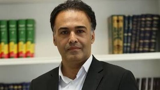تذکر بازرس کانون مرکز به وکلای متکی به هوش مصنوعی/ قاسمی عهد: موکل به شما وکالت می‌دهد نه هوش مصنوعی