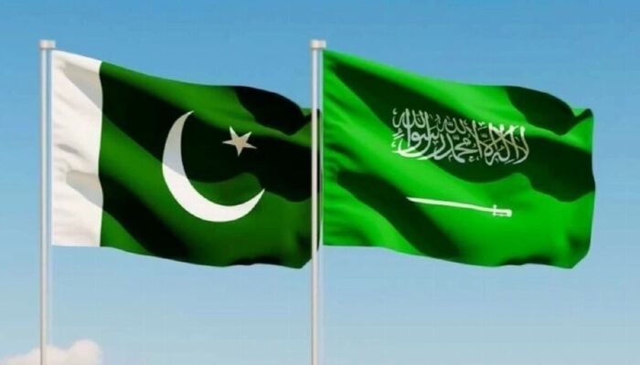 کمک 8 میلیارد دلاری عربستان به پاکستان