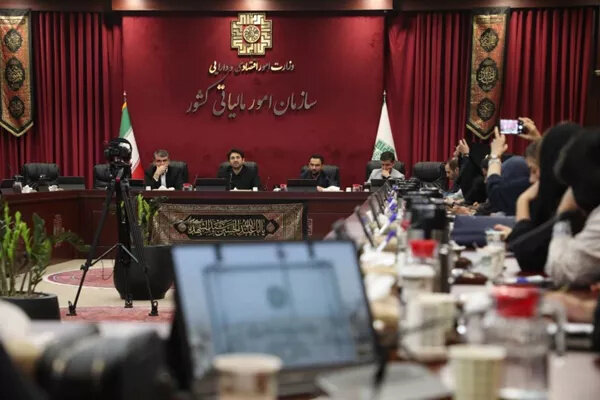 رشد ۴۶ درصدی درآمدهای مالیاتی در چهارماهه نخست سال بدون افزایش فشار بر مودیان