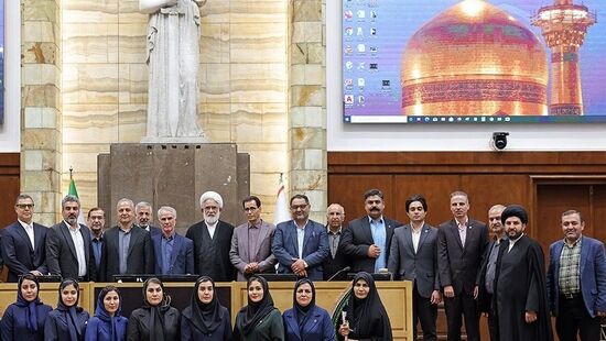 وکلا و کارآموزان کانون وکلای استان مرکزی در جلسه هیات عمومی دیوان عالی کشور