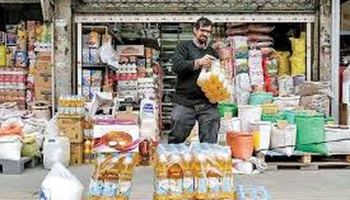 ذخایر سه‌برابری کالاهای اساسی/ کمبود و افزایش قیمتی نداشتیم