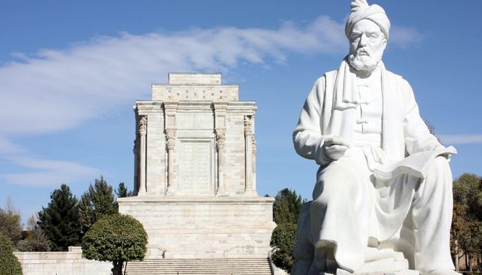 شاهنامه و تداوم ایرانشهر: مطالعه‌ای در پیوند حافظه تاریخی، زبان فارسی و یکپارچگی سرزمینی با تکیه بر جامعه شناسی تاریخی